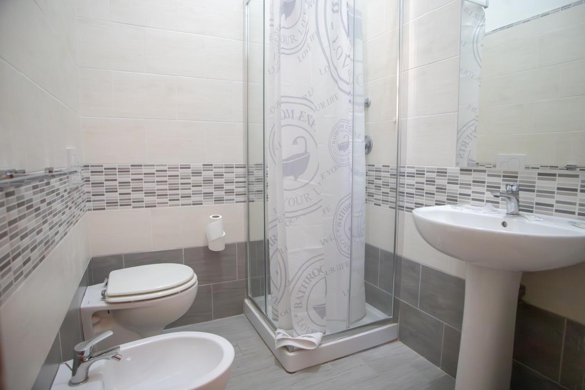 Hotel Della Piazza Піццо Екстер'єр фото
