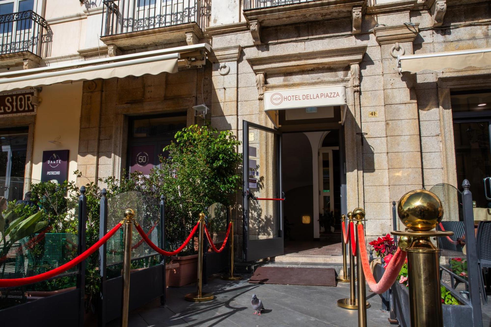 Hotel Della Piazza Піццо Екстер'єр фото