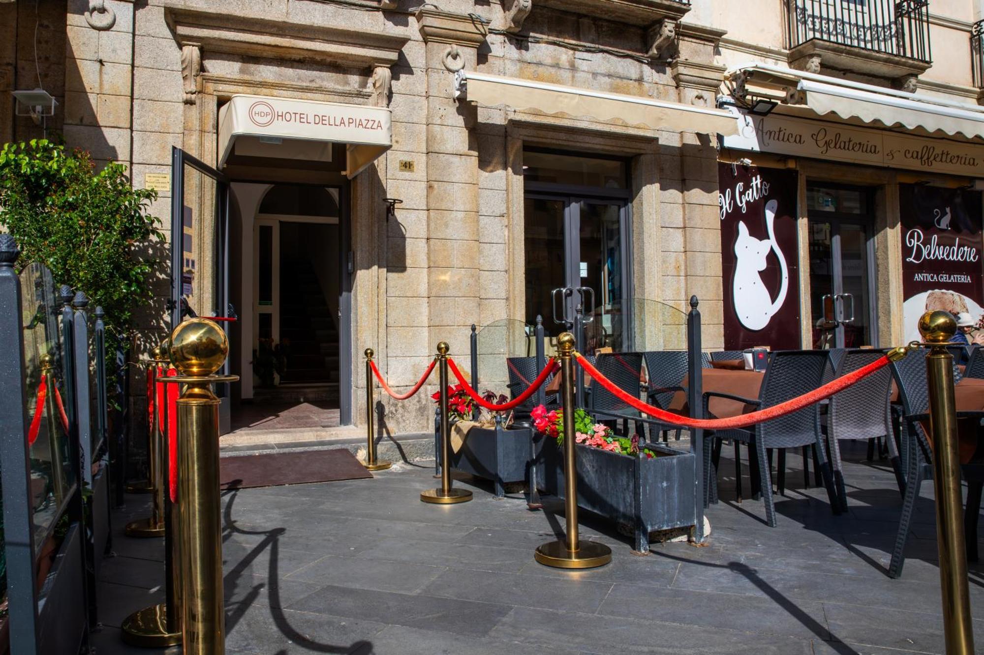 Hotel Della Piazza Піццо Екстер'єр фото