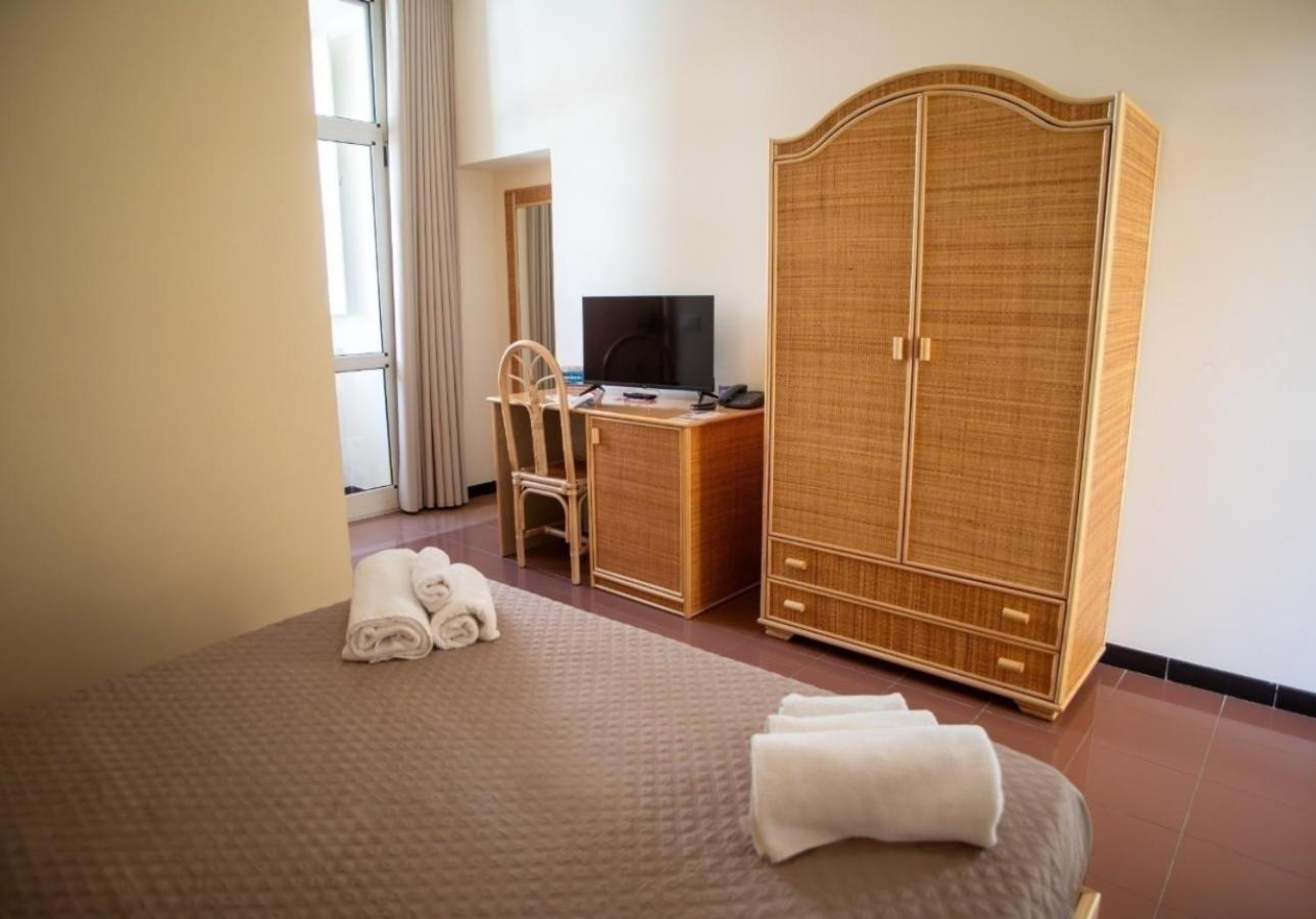 Hotel Della Piazza Піццо Екстер'єр фото